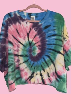 Victoria's Secret PINK Short Sleeve Tie Dye Light Weight Sweatshirt XXL